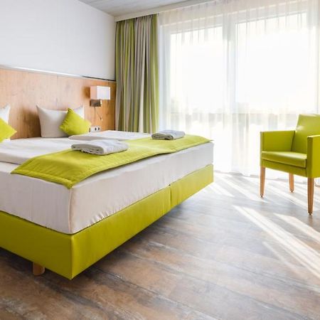 Oho Rooms Herrenberg Digital Access Only Gäufelden Dış mekan fotoğraf